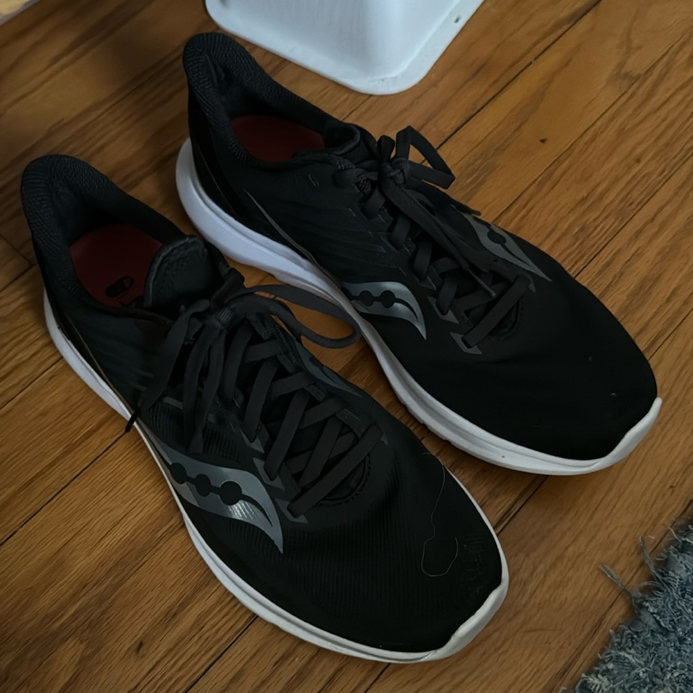 Saucony kinvara 12 running sneaker